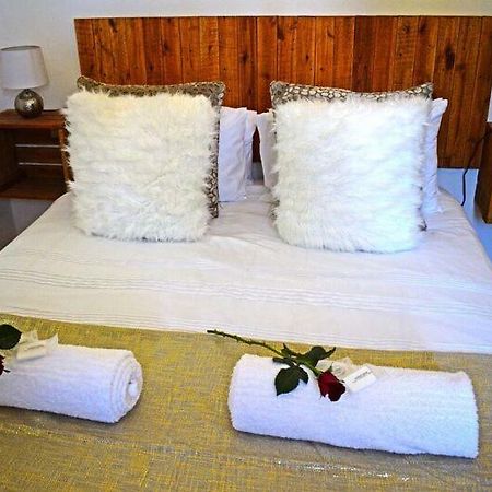 Flowerbox Cottages Mossel Bay Bagian luar foto