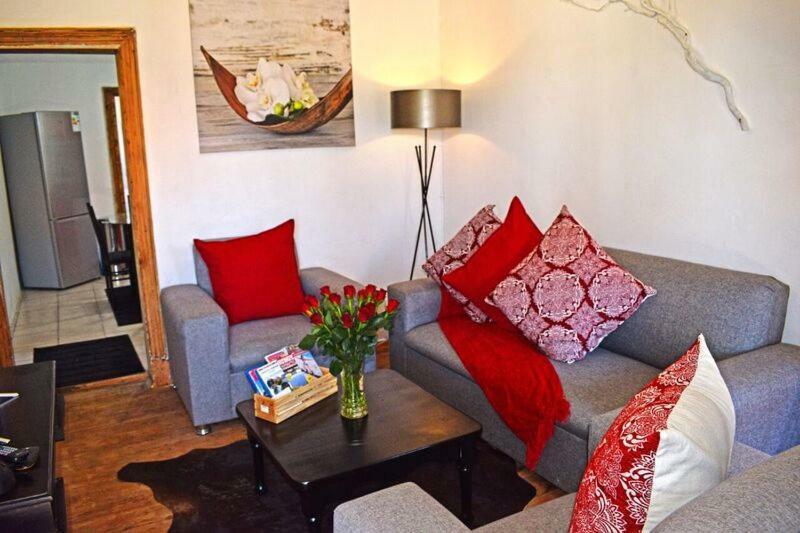 Flowerbox Cottages Mossel Bay Bagian luar foto