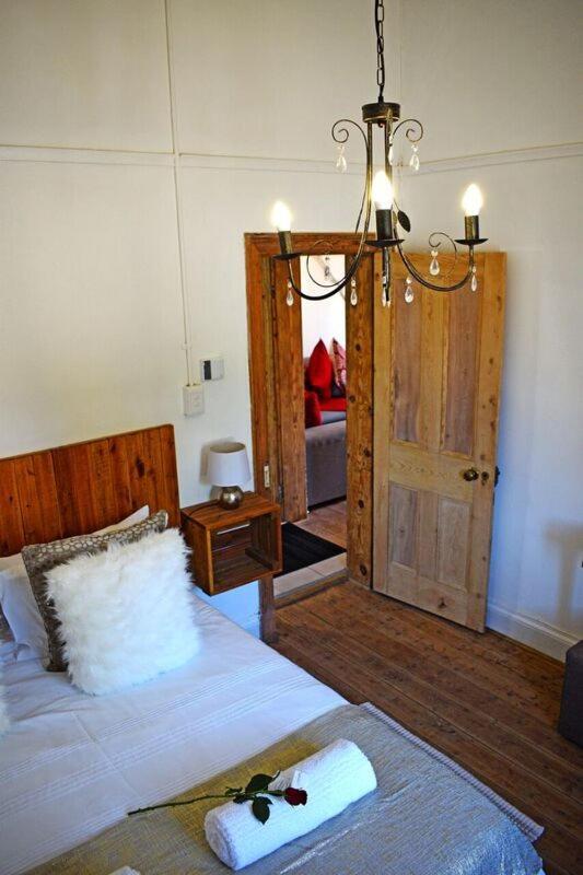 Flowerbox Cottages Mossel Bay Bagian luar foto